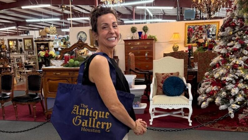 Houston Fall Antique Fairs & Vintage Markets: 2026 Guide 5 Fall Houston antiques - Antique Gallery of Houston