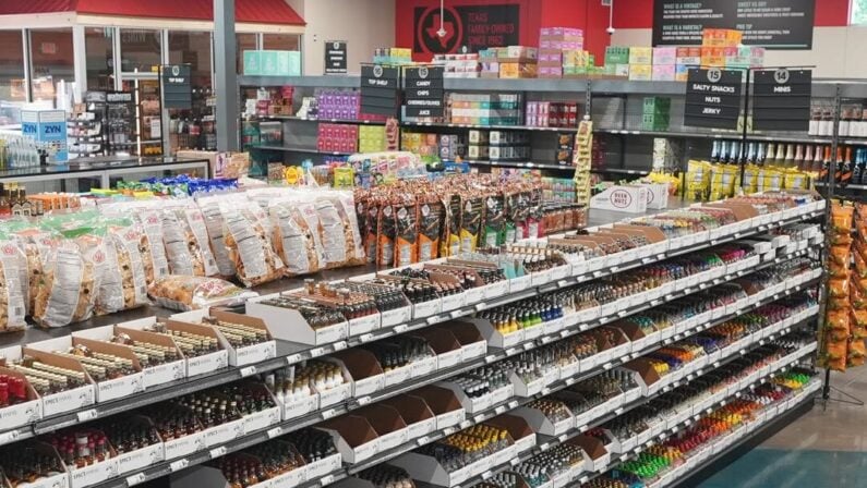 Best Family Picnic Spots in Houston with Cheap To-Go Packs 7 Family Picnic Spots in Houston - Spec's Deli (Downtown / Midtown)