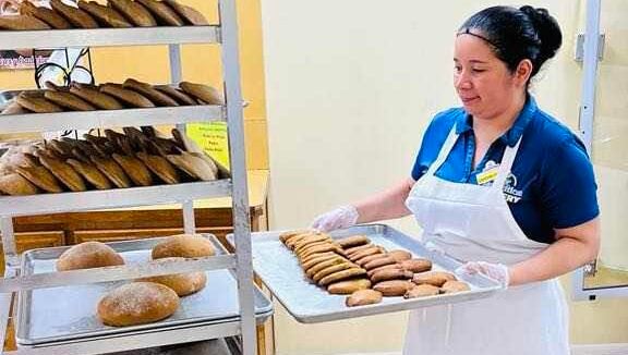 Best Panaderias in Houston for Fresh Pan de Muerto 4 Best Panaderias Houston - Tepatitlan Bakery